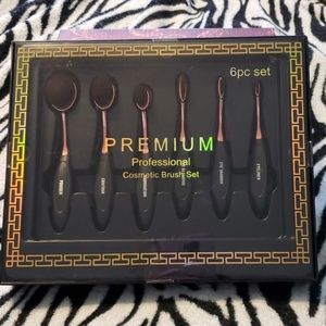 Artis Makeup Brush Set